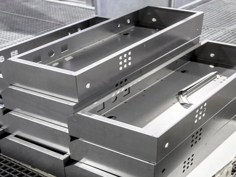 Swivelling Y axis 6 laser welding in metal fabrication factory